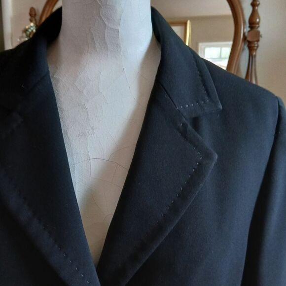 Gallery Macys Black Coat Machine Washable Coat SIZE S - Picture 5 of 15